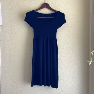 Cute black stretchy midi dress